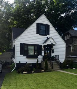 813 W Park Ave