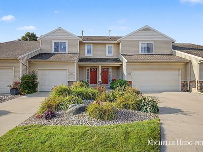 2984 Edgestone Dr #22