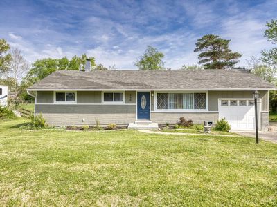 996 W McKelvey Rd
