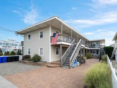 29 28th St E APT 6
