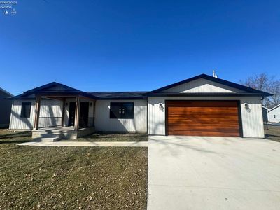 111 W Tuscarawas Trl