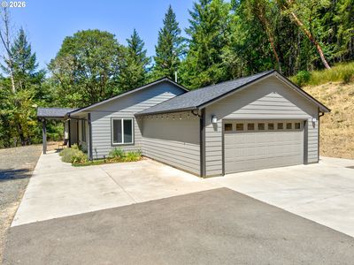 5655 Highway 138 W