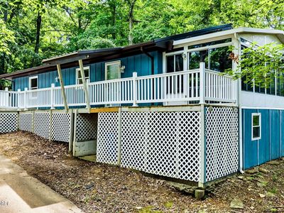 3538 Doe Valley Pkwy E