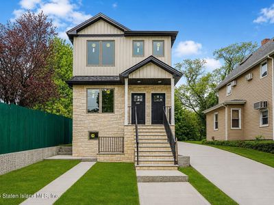 239 Barnard Ave