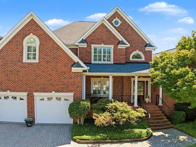 210 Lake Vista Dr