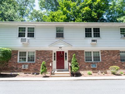 646 Howe Avenue #8