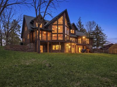 18134 Paradise Valley Rd