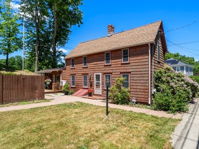 17 Stafford St