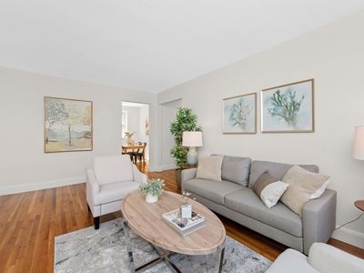 19 Englewood Ave APT 2
