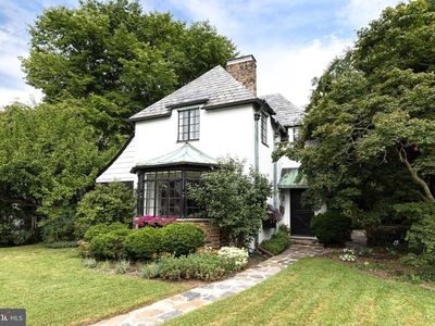 304 Taplow Rd