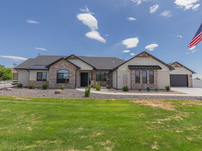 982 Farm House Rd