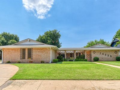 10325 S Broadway Ave