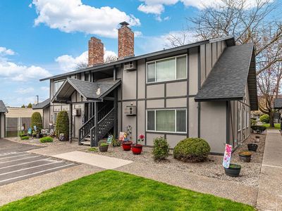 306 E Weile Ave APT 2