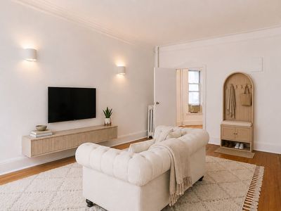 224 E 95th St APT 4D