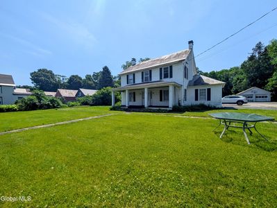 2709 Main Street