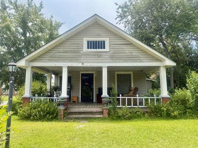 602 W Jessamine St