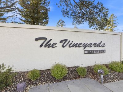 19554 Vineyard Ln