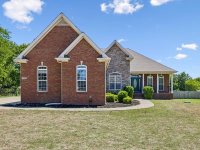 1136 Farmhouse Rd