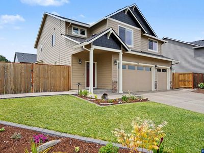 766 Willowbrook Dr