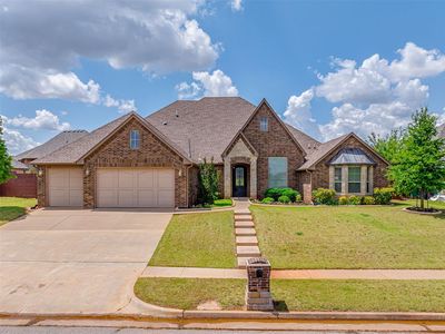 600 NW 153rd St