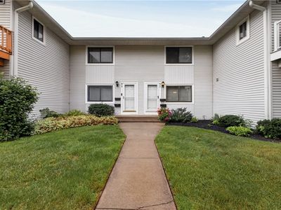 677 Eastbrooke Ln
