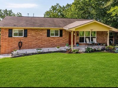 220 Alpine Dr