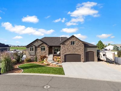 4863 Jacquelyn Park Ln