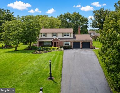 1035 Archer Ln