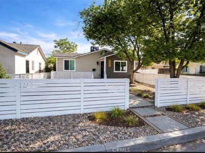 121 Moneta Ave