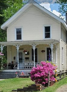 20 Center St