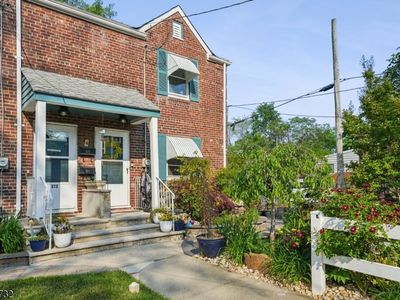 371 Raleigh Rd