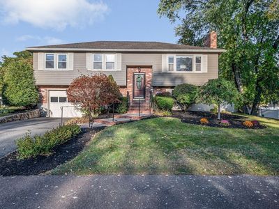 3 Jennifer Dr