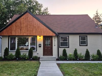 2318 Buchanan St NE