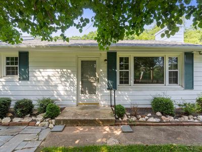 1562 Thomas Jefferson Pkwy