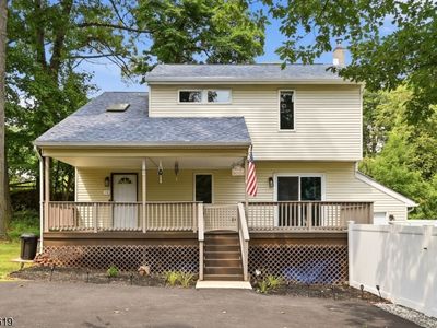 19 Northwestern Way