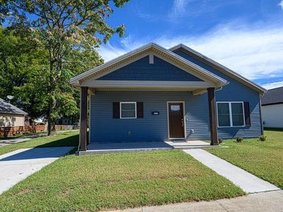 121 Maple St