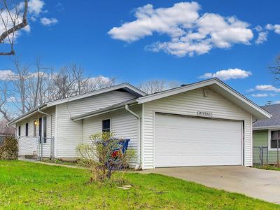 18304 W Grand Dr