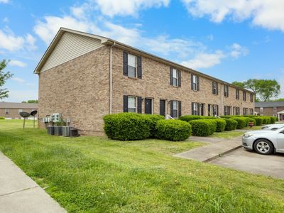 2450 Caroline Dr