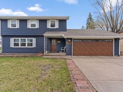 5271 Buchanan St NE