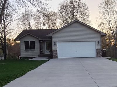1201 Juniper Ln