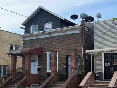 57-20 Penrod Street