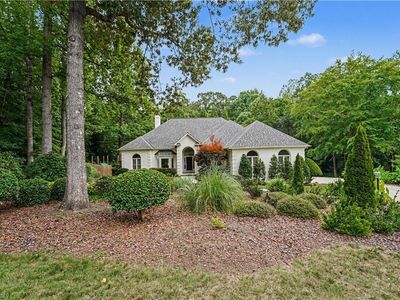 4105 Brambletye Dr