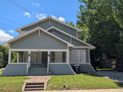 203 Heard St #A/b