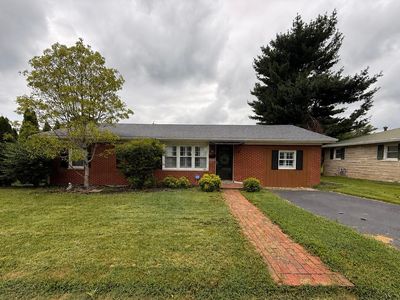 Property at 597 Meadowbrook Ln, Harrodsburg, KY