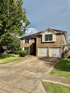 223 Almond Dr