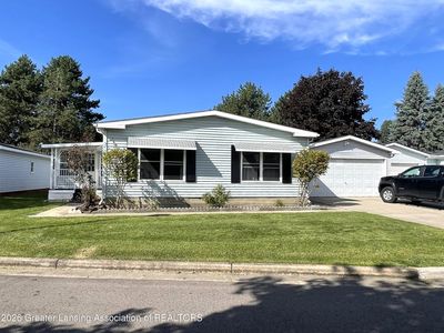 102 Saint Ives N