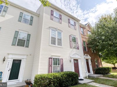 9411 Paragon Ct