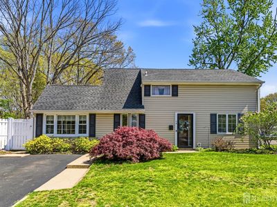 Property at 14 Sunrise Rd, Old Bridge, NJ