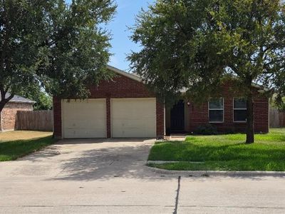 3901 Sonoma Dr