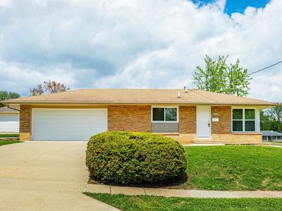 7201 Oak Brook Dr